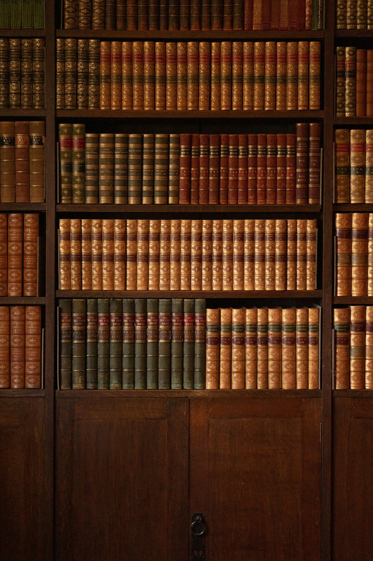 Legal Law Books Library